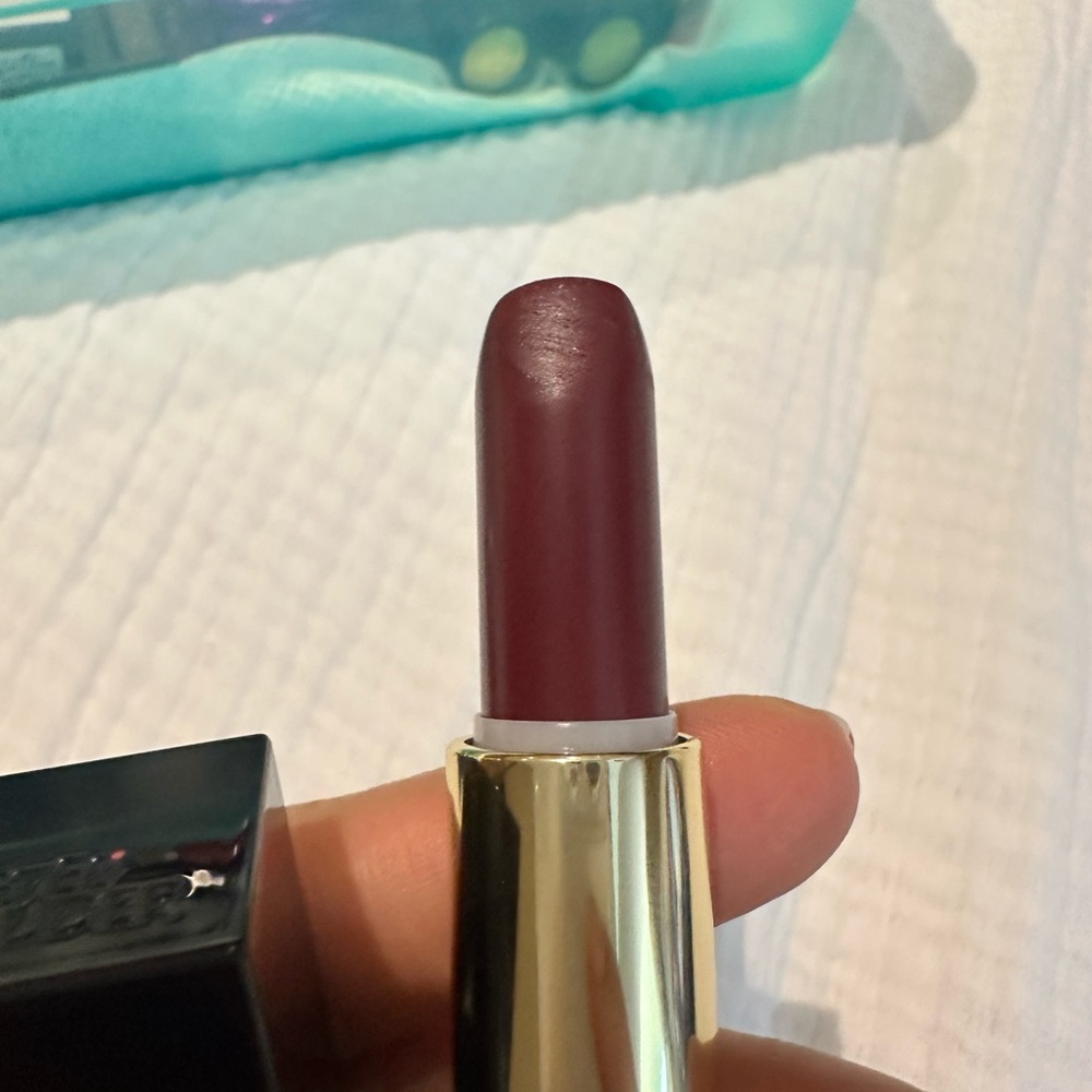 Estee lauder Lipstick